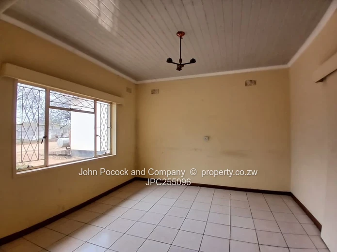 ESTABLISHED BURNSIDE | 4,048 m² | HOME & INVESTMENT OPPORTUNITY
