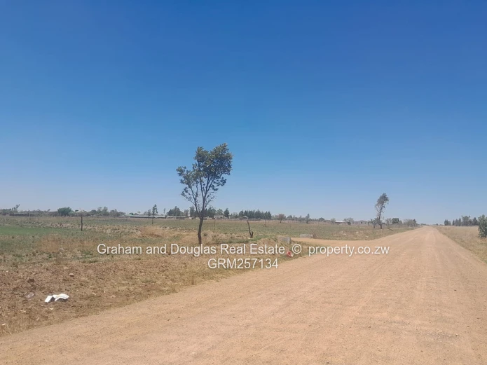 Agro-Residential Plots Available In Norton.