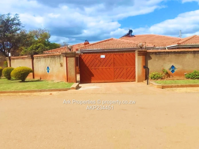 Dawnview Close to Bulawayo Road Neat and Solid Home For Sale