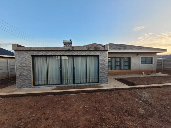 Four Bed House For Sale, Haydon Park, Harare