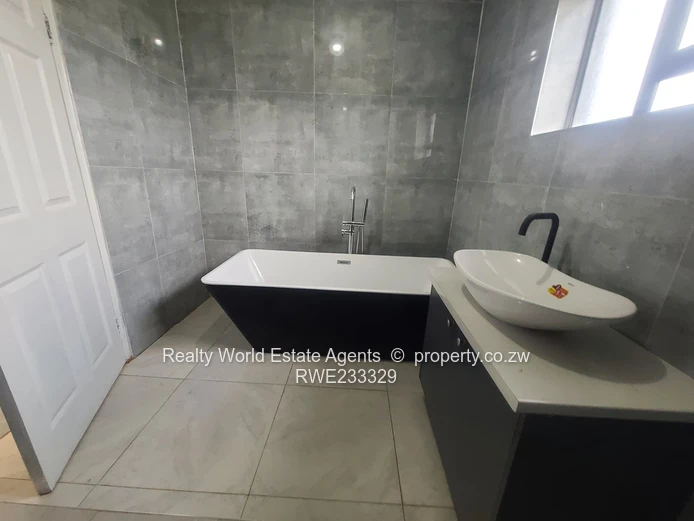 Exceptional 7-Bedroom Home with Agribusiness Potential – Ziko, Chitungwiza (Sole Mandate)