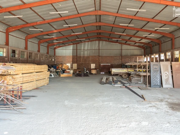 Warehouse & Factory