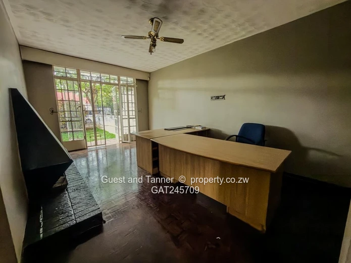 Upper Avenues - Duplex For Sale