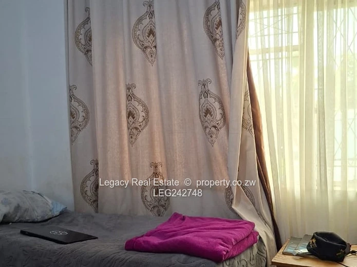 Well-Maintained 3 Bedroom Home on 998sqm Stand