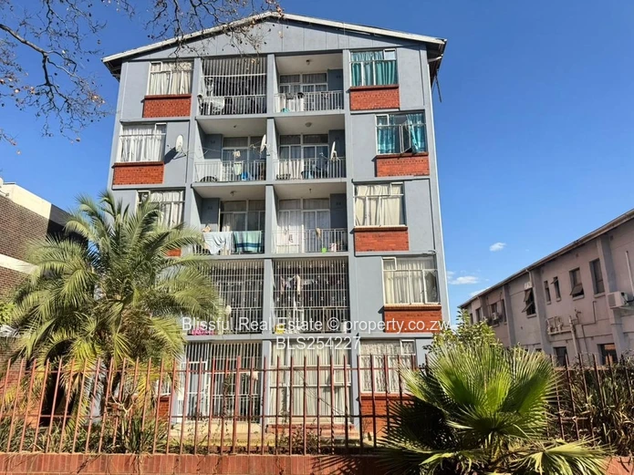 1 and half bedroom for sale in avenues