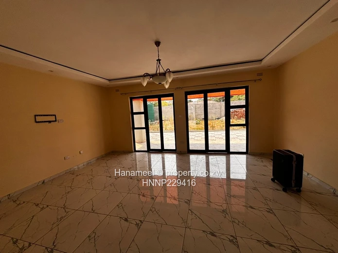 Peakwood Charming 3-Bedroom Townhouse in Greendale North, Harare**