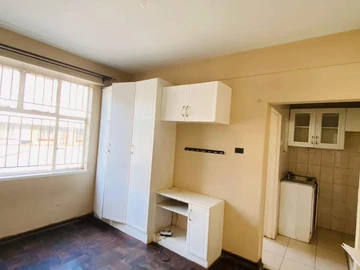 Flat & Apartment