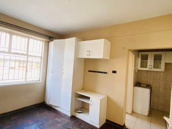 Flat & Apartment
