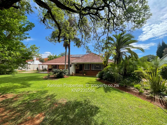 Neat Starter Home In Central Alex Park With Good Power