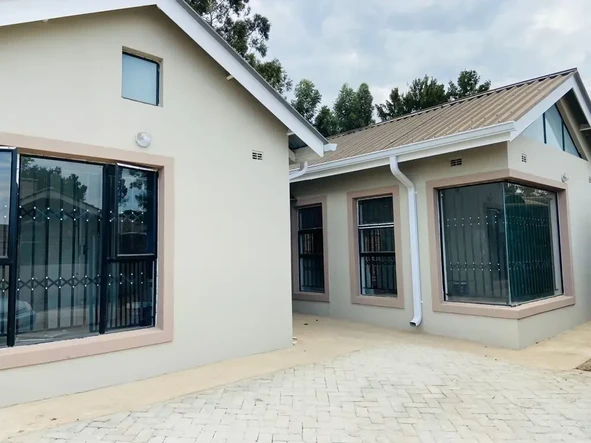 4 Bedroom House