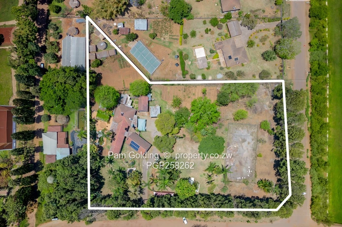 Excellent Development Potential In Marlborough (Sole Mandate)