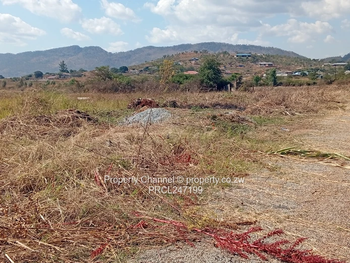 Mazowe 1000m² Stand – Main Road Frontage & Hill Views