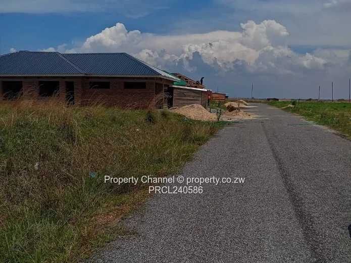 300m² Residential Land for Sale in ROSEWOOD PARK, NYABIRA - Good ZESA & Tarred Roads