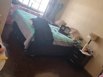 2 Bedroom Flat & Apartment