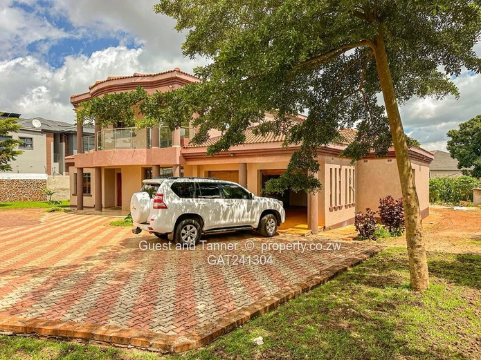 5 Bedroomed House For Sale In Gletwin Park