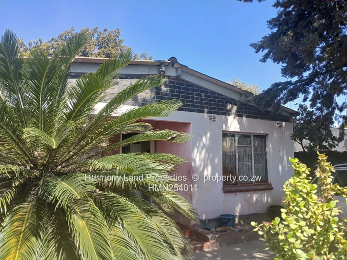 For Sale!! 3 Bedroomed House - St Marys, Chitungwiza