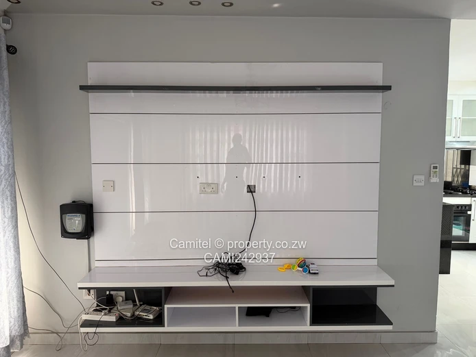 Aspindale Park 4-Bed Home — CCTV, AC & Modern Kitchen (Sole Mandate)