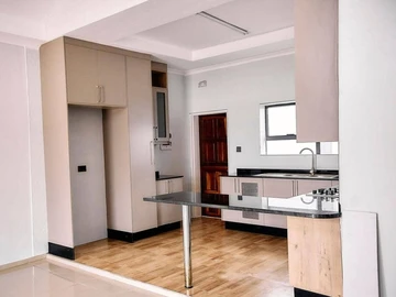 3 Bedroom Garden Flat