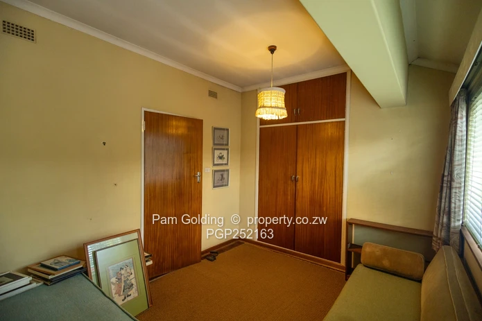 Prime commercial position