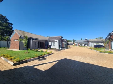 3 Bedroom Townhouse Complex