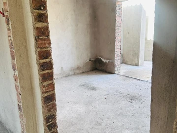 2 Bedroom Flat & Apartment