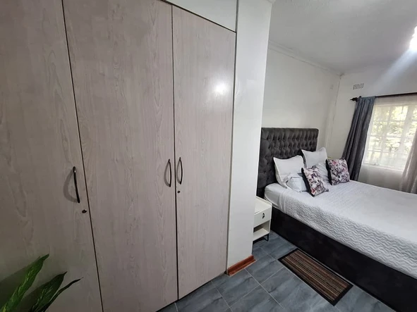 4 Bedroom Garden Flat