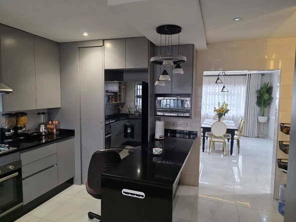 4 Bedroom House