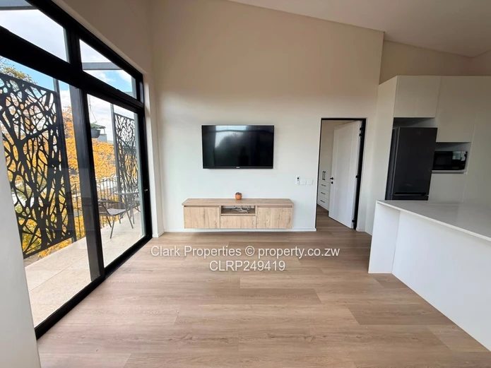 Neat Apartment At Jacaranda Heights!
