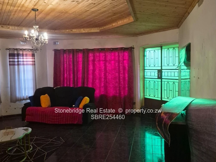 3 Bedroom House in Mahatshula North For Sale