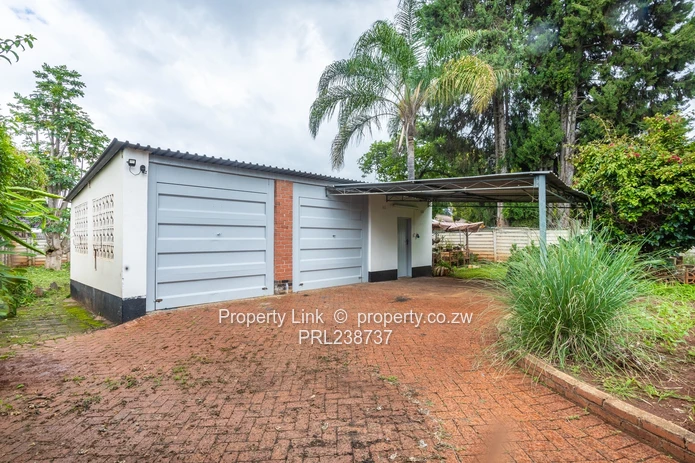 Prime Location - Main Road Frontage (Sole Mandate)