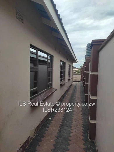 Southview House To Let