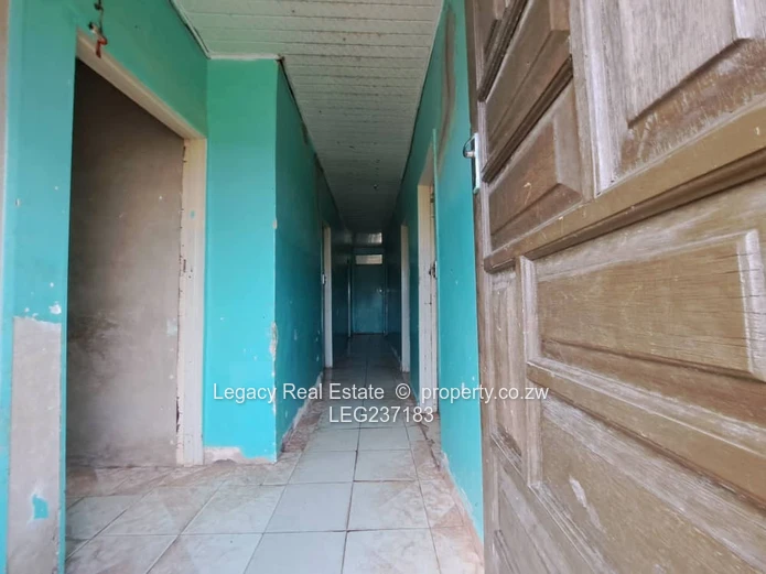 Budget-Friendly 4-bedroom House in Southlea Park