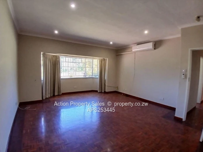 Very Neat Family Home To Rent! 
