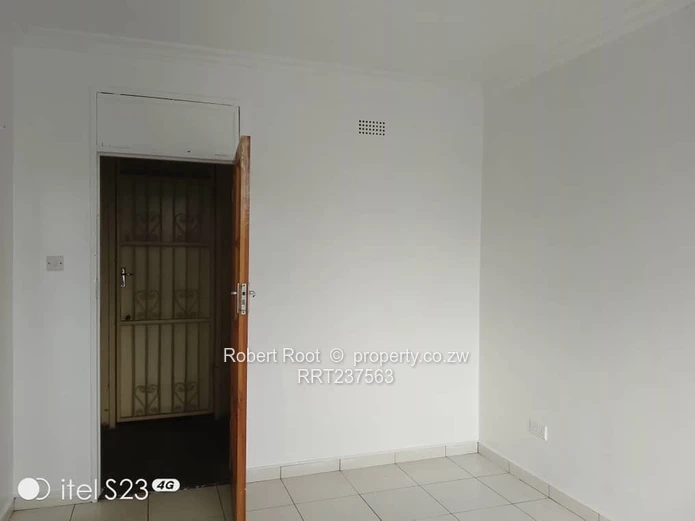 Bedsitter for Sale (Sole Mandate)