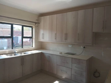 18 Unit Townhouse Complex