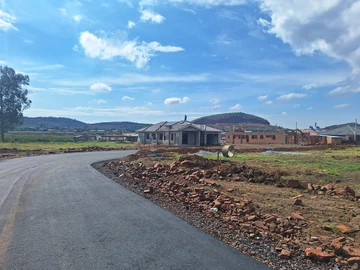 Stands & Residential Land