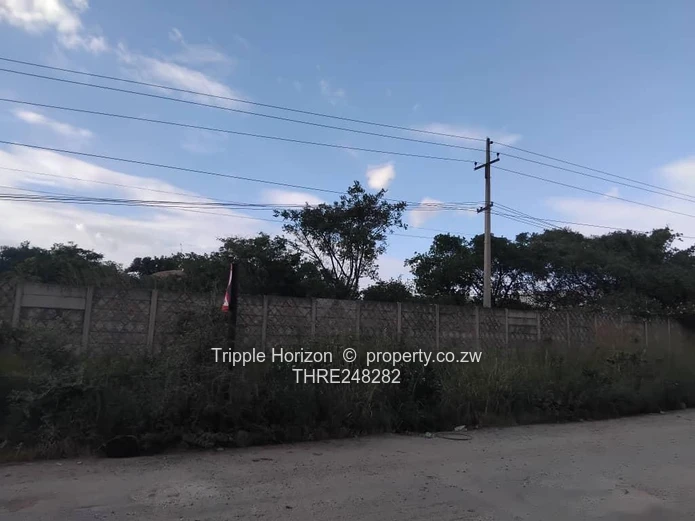 Msasa Industrial Estate: Warehouse & Factory on 10,000m²