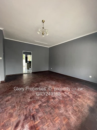 Chadcombe Flat To Let  (Sole Mandate)
