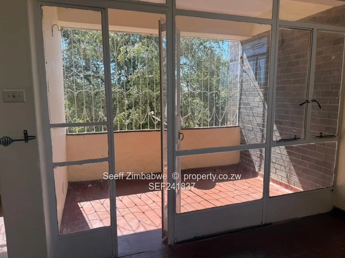 Three-bedroom apartment in the heart of the CBD, Bulawayo
