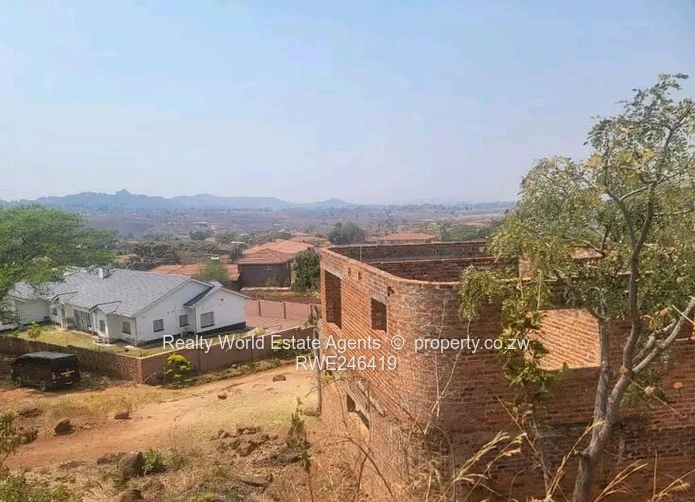 Charlotte Brooke – Incomplete 6 Bedroom House for Sale