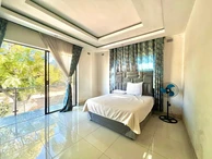 Along Suffolk Road, Avondale Magnificent Double Storey Forsale 
