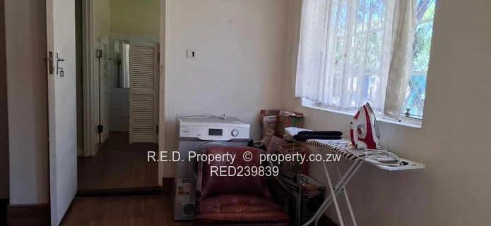 Residential gem, commercial horizon in Suburbs!