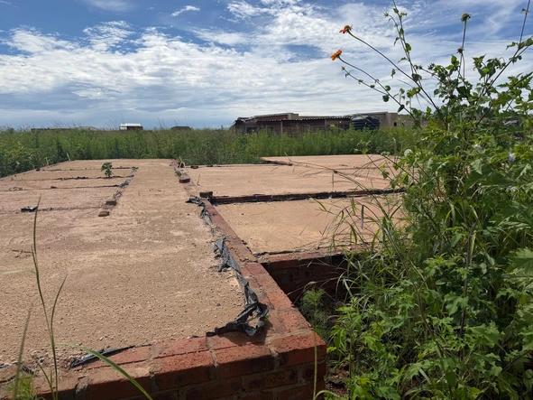 Stands & Residential Land