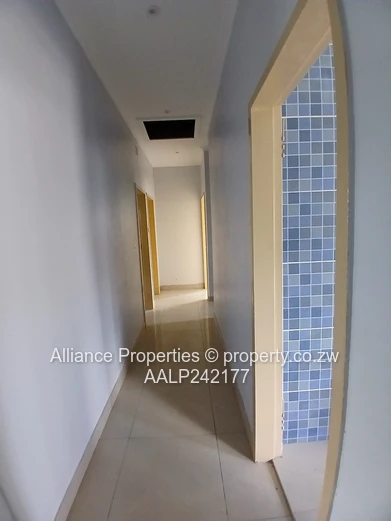 2x Modern 3-Bedroom House for Rent – Hillside