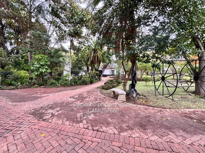 Newlands exceptional, versatile property