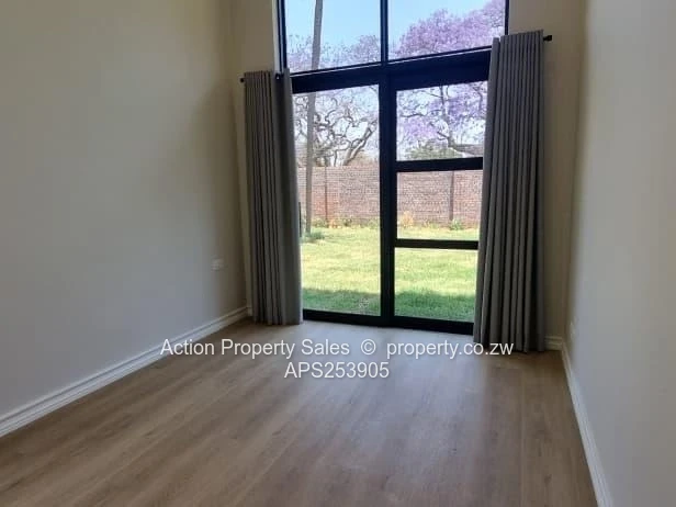 Luxurious Townhouse For Sale In Newlands 