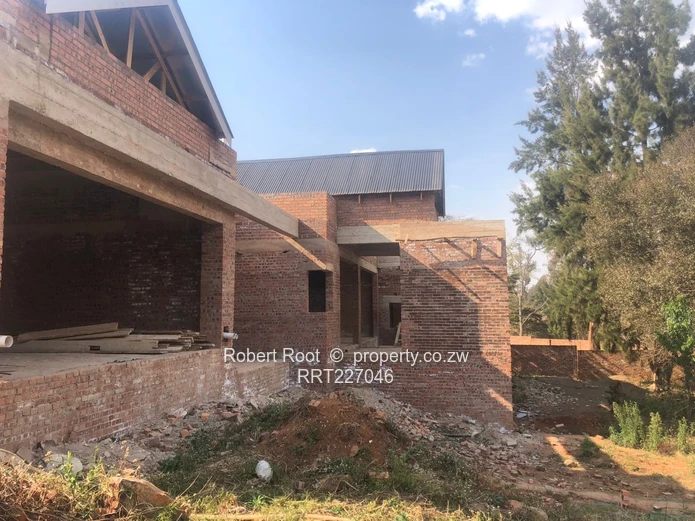 Your Dream House awaits you in Glenlorne