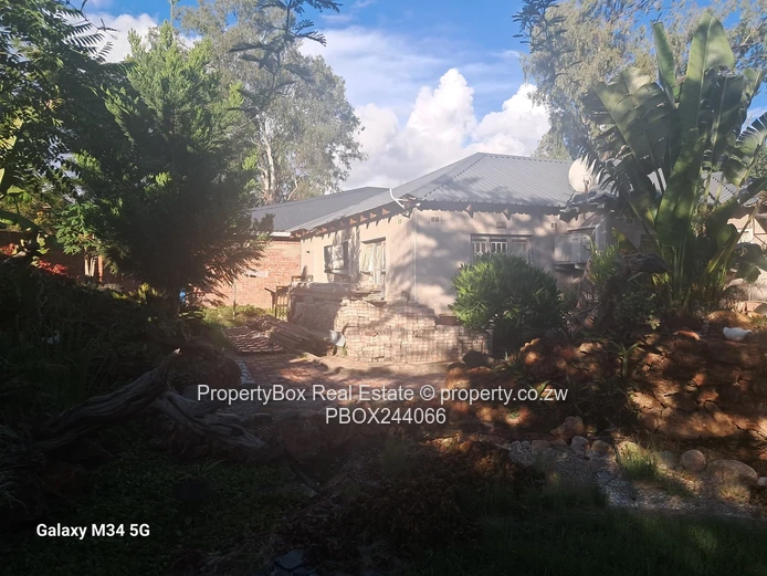 Greendale close to Spar Letombo for sale with huge land for further development.