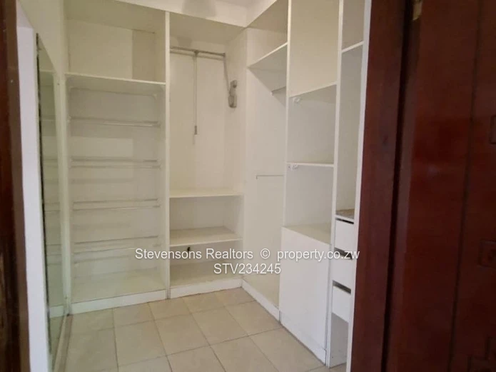 A luxurious 6 bedroomed house for sale in Shawasha Hills 