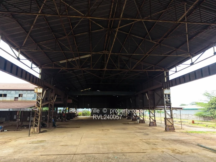 Ardbennie Factory/Warehouse – 5,690m² on 7,399m², Borehole